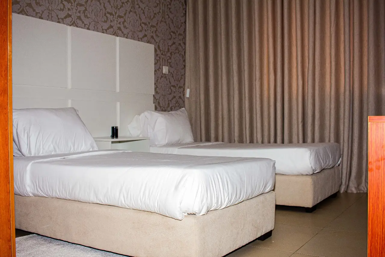 Luanda vacation accommodation room for two.